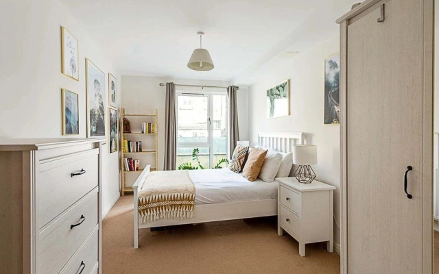 Bright Flat in Historic Whitechapel