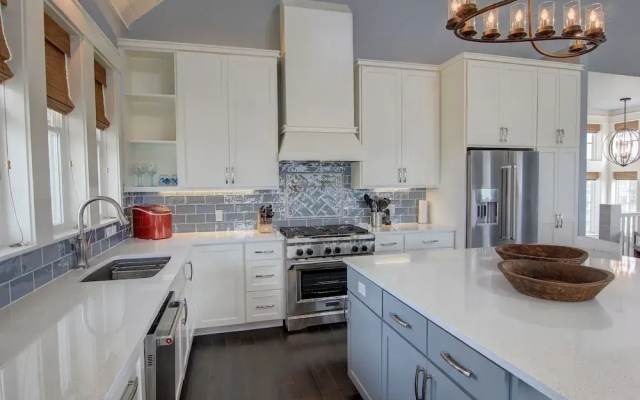 Coastal Charm 258 HI