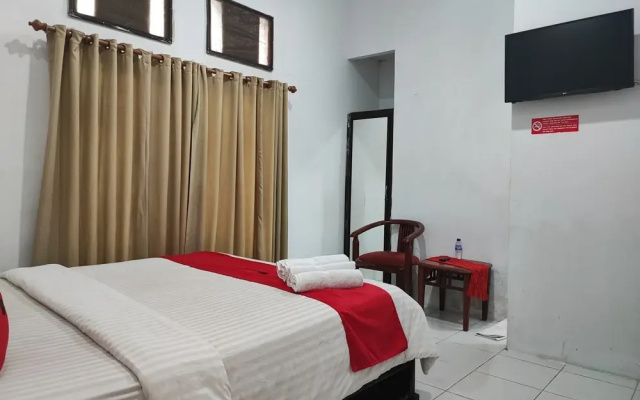 RedDoorz Syariah near Universitas Batanghari Jambi