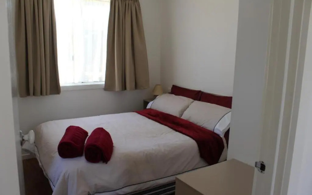 Regatta Point Holiday Park