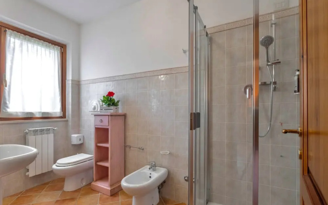 Residence with thermal pools in Sorano