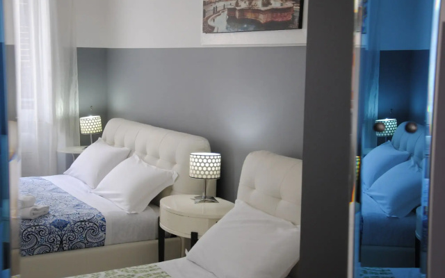 Отель Deluxe Rooms