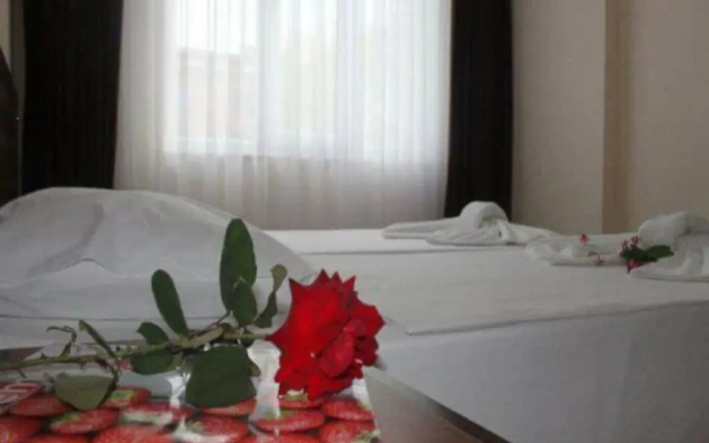 Un Side Apart Hotel