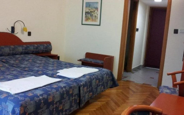 Fenyves Hotel Békéscsaba