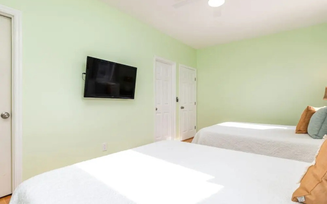 Beach Digs by Tybee Vacation Rentals
