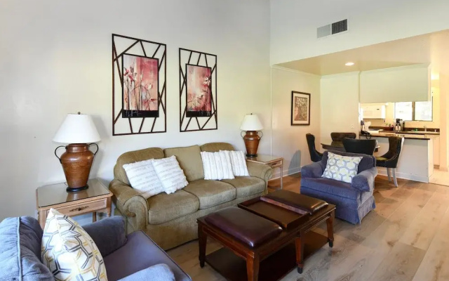 656 S At Silverado 1 Bedroom Condo by RedAwning