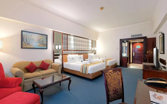 Sunlake Waterfront Resort and Convention
