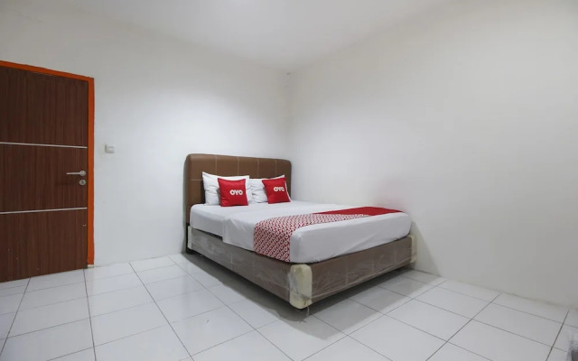 OYO 3872 Wisma Family