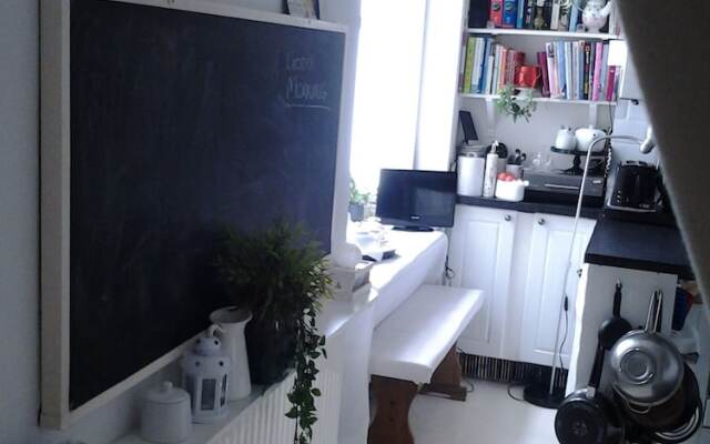 Отель Cozy Home Welcomes you Брайтон комната для гостей