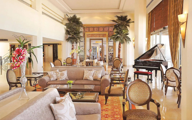 Alexander The Great Beach Hotel