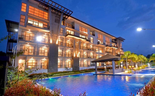 The Crown Residences at Harbour Springs