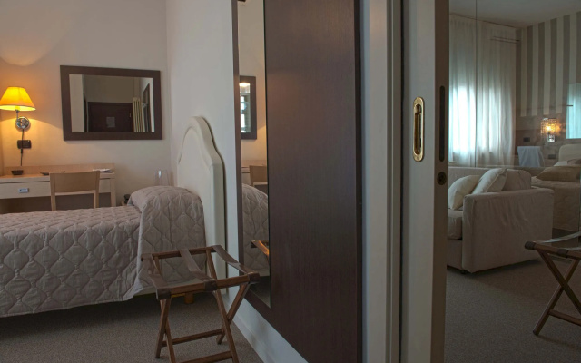 Rouge Hotel International