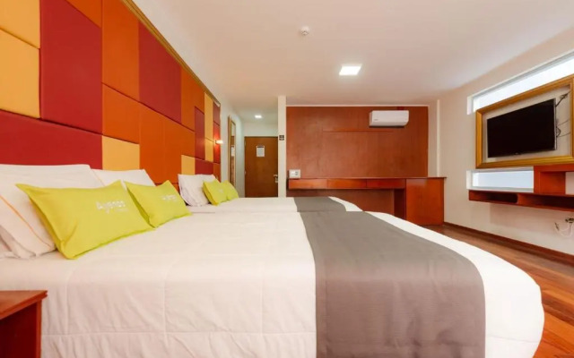 Hotel Ayenda Montreal Miraflores