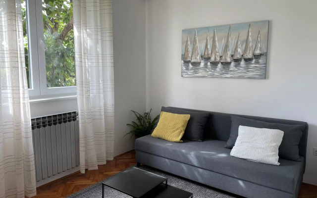 Seaside Villa - App 2