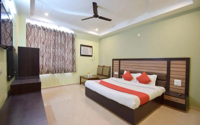 OYO 4690 Hotel Kanta International