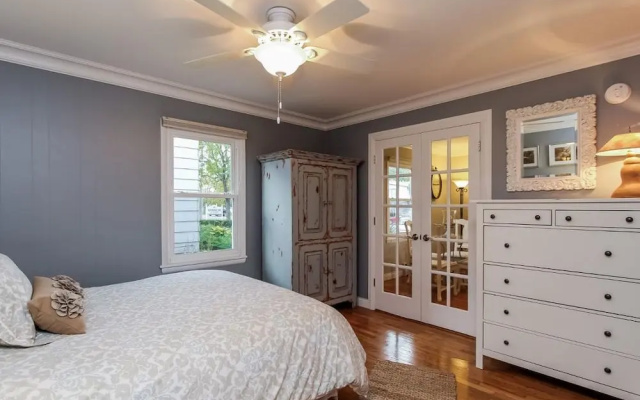 Water Street Retreat