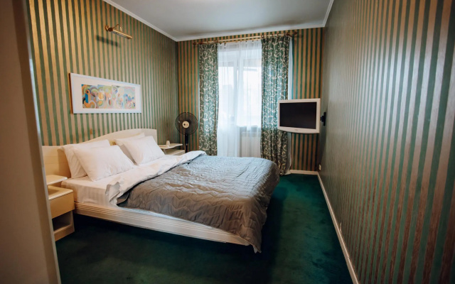 Tolstoy Apart (Толстой Апарт) на улице Лейтейзена 6