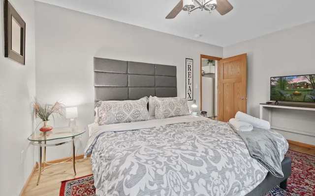 Mosinee Woodland Escape - Lower Suite