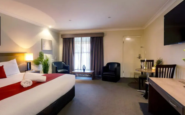 Parkes International Motor Inn