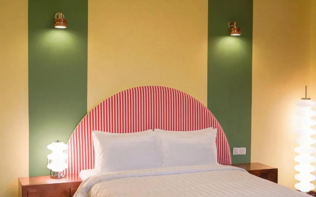 The Très Hotel