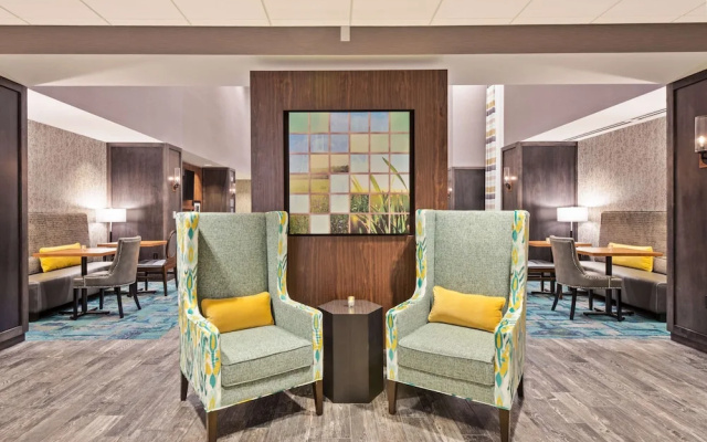 Hampton Inn & Suites North Huntingdon-Irwin