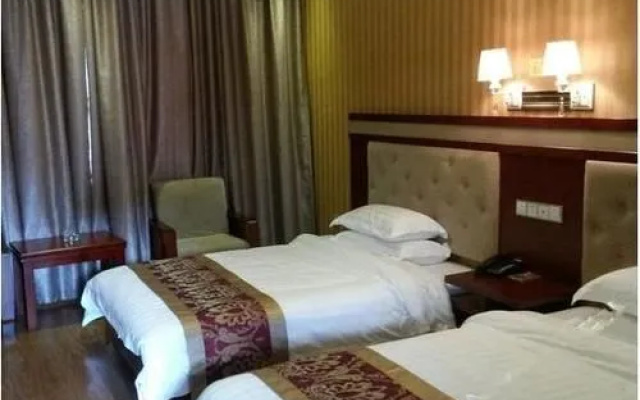 Xiangcaohu Holiday Hotel(金秀香草湖假日酒店)