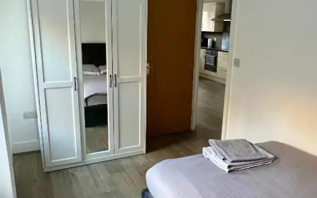 221 Clapham Road Apartments