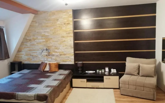 Apartman 115 Zoned