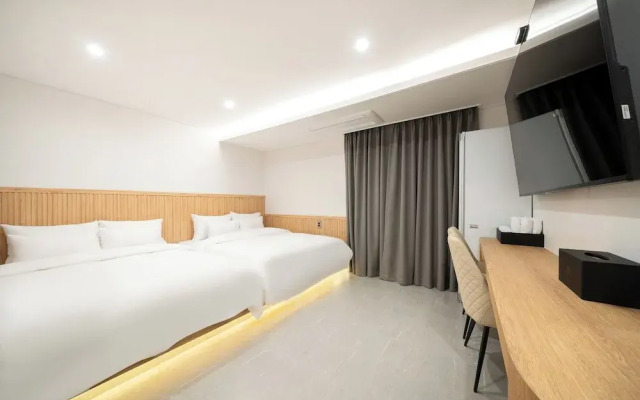 Hotel Urbanstay