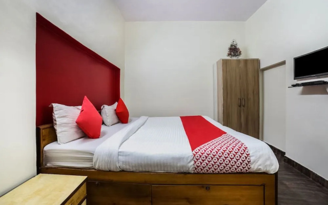 OYO 30231 Hotel Anshu
