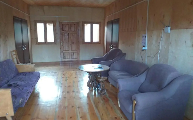Guest House ALUDA