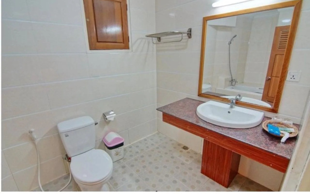 Hotel Chindwin