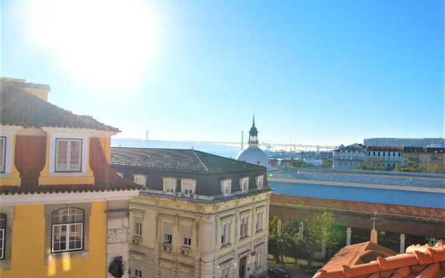 Cais Sodré Aptm with Amazing View