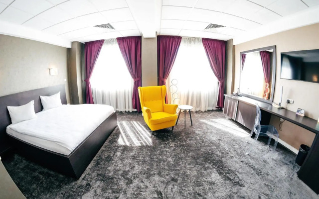 Business Hotel Conference Center & Spa