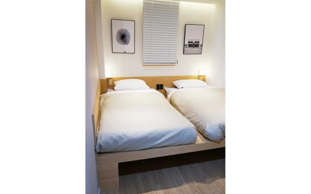 Myeong Artravel Hostel