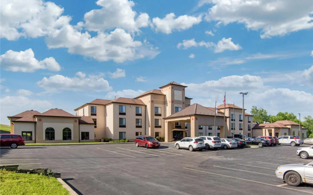Howard Johnson Inn and Suites Cooperstown Hartwick