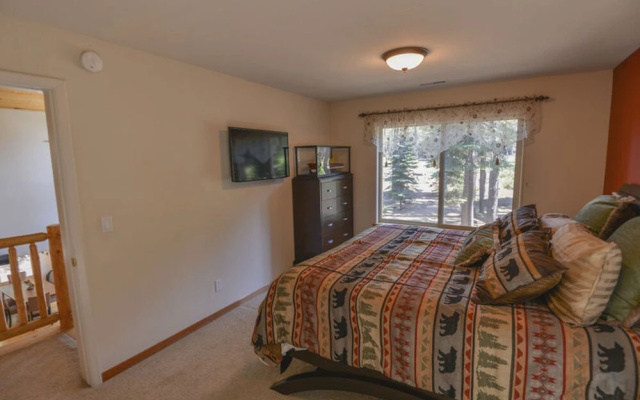Kantor's Hideout by Tahoe Mountain Properties