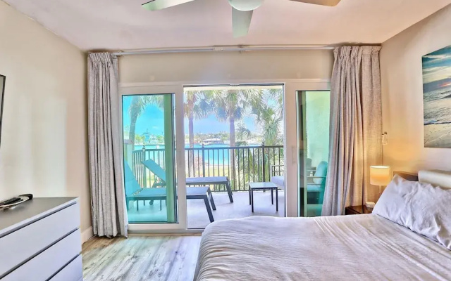 Land's End 1-206 Bay Front-premier