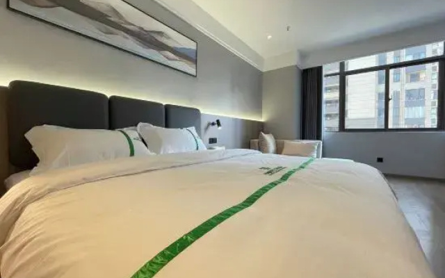 Bosite Hotel (Bozhou College South Railway Station)