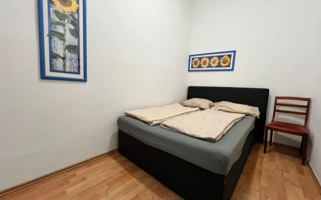 Cozy 2BR Apartment Near Danube River