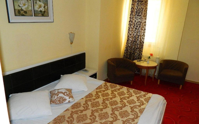 Dalin Hotel