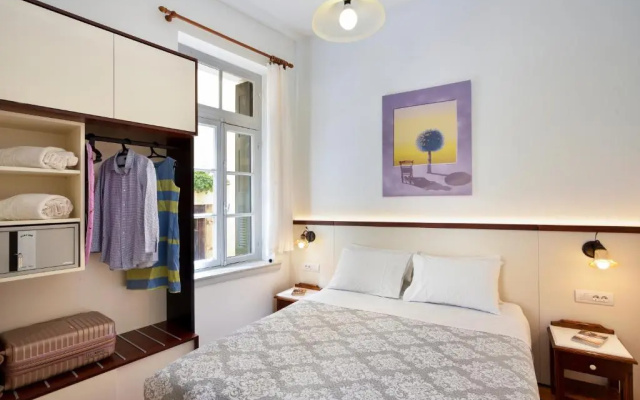 Silde Apartments