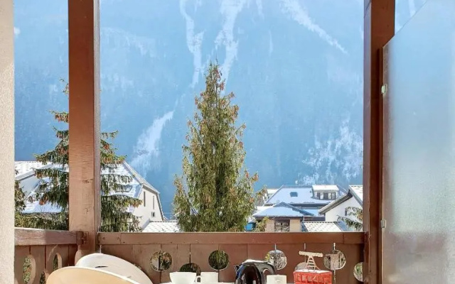 La Rivière Vue Mont Blanc
