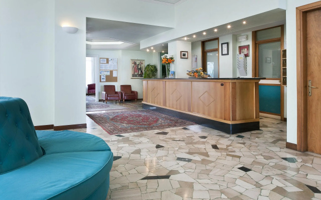 Hotel London