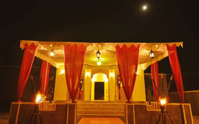 DolatGarh Resort & Camp