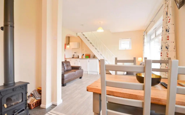 17 Tollgate Cottages