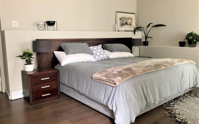 6 on Clifton - Spacious 2 bedroom apartment