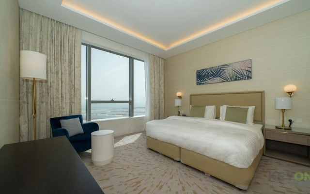 KOHH – 1BR in The Palm Tower