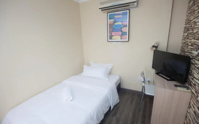 OYO HOME 90260 Natol Homestay London
