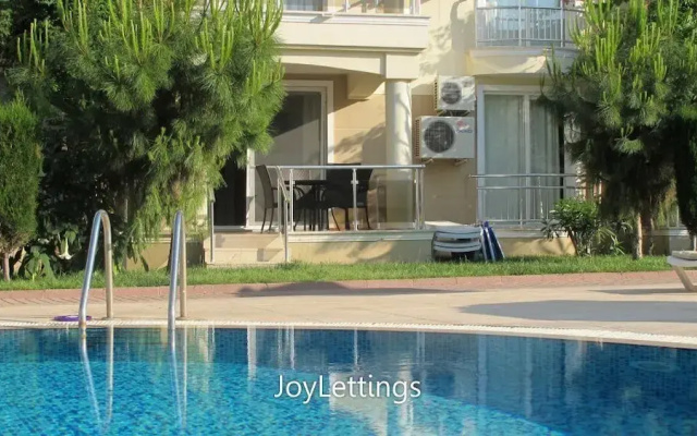 Villa NP17 by JoyLettings